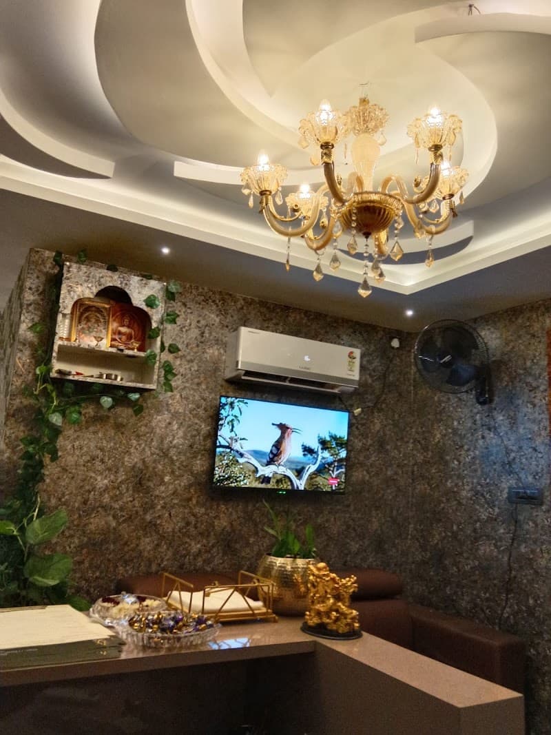 Ody Luxurious Spa - Deep Tissue Massage - 4